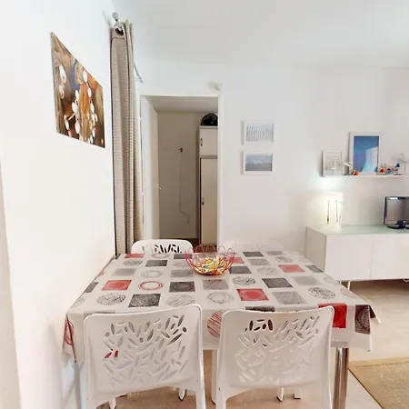Golden Sea - A 50m & Garage Prive Daire